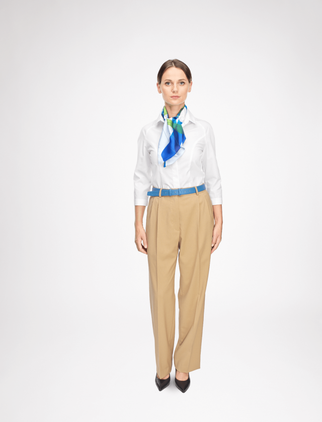 Blouse with 3/4 sleeves